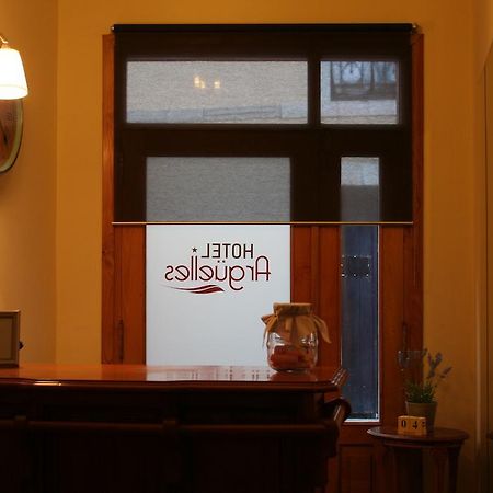 Pension Argueelles Ribadesella Bagian luar foto